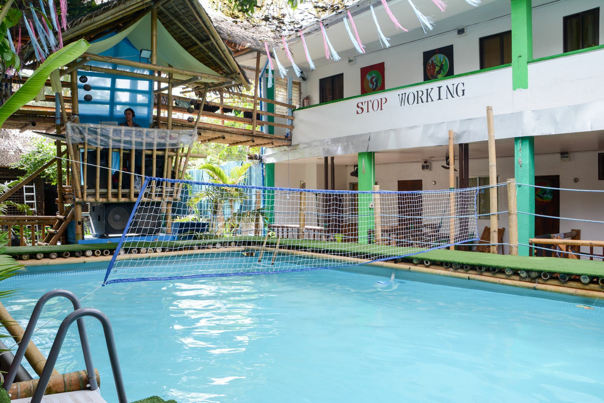 Jeepney Hostel And Kite Resort Balabag  Екстер'єр фото